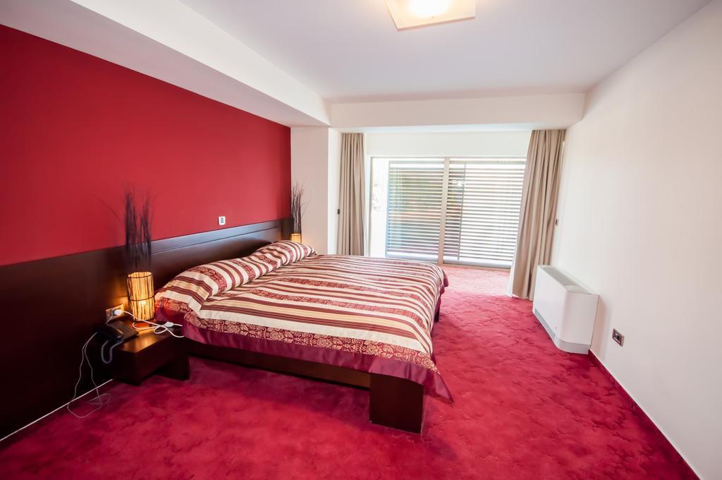 Hotel Maxim Božava Cameră foto
